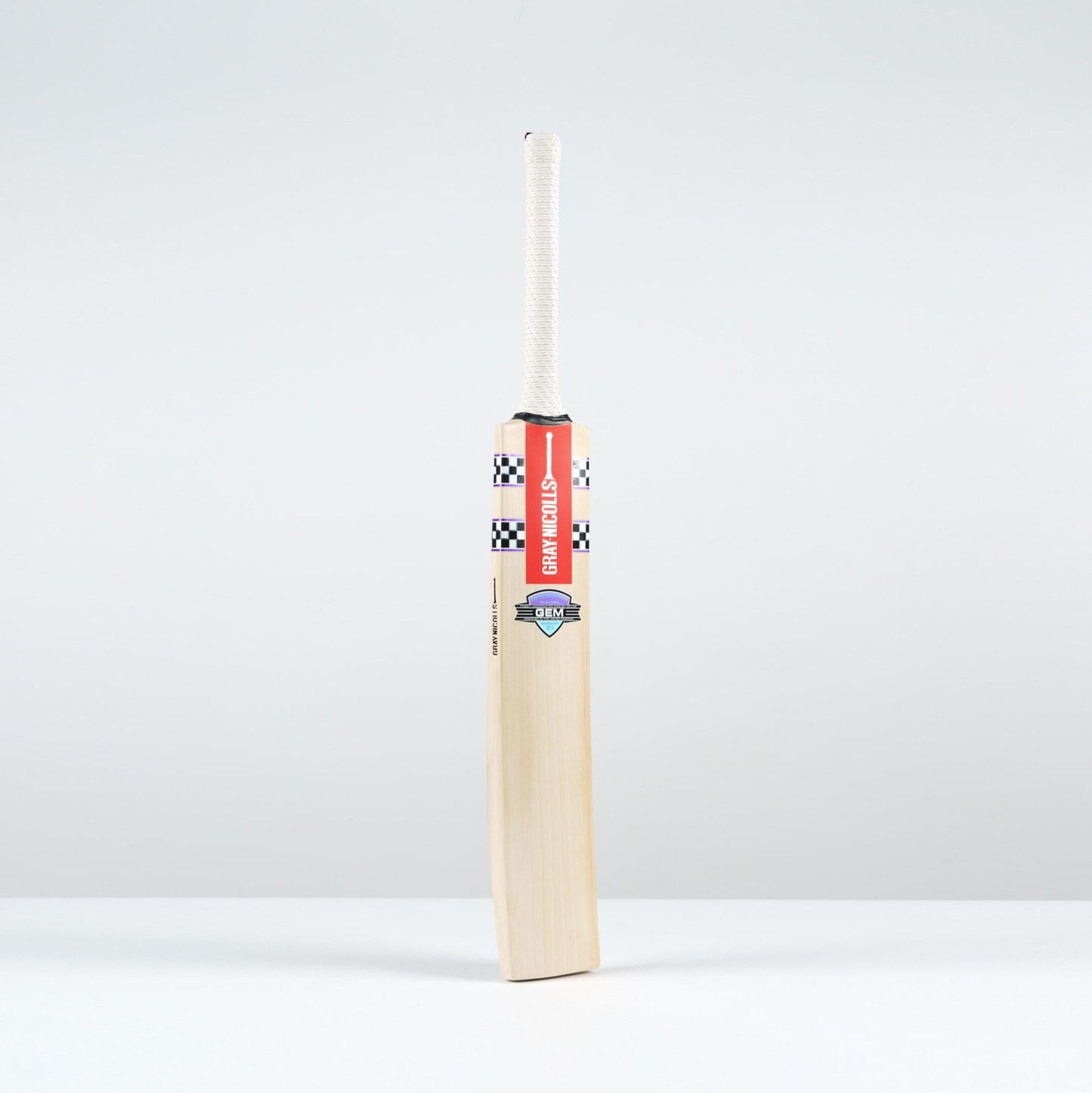 Gray-Nicolls Gem Gen 2.1 300 SuperLite Cricket Bat (Women's) image 3