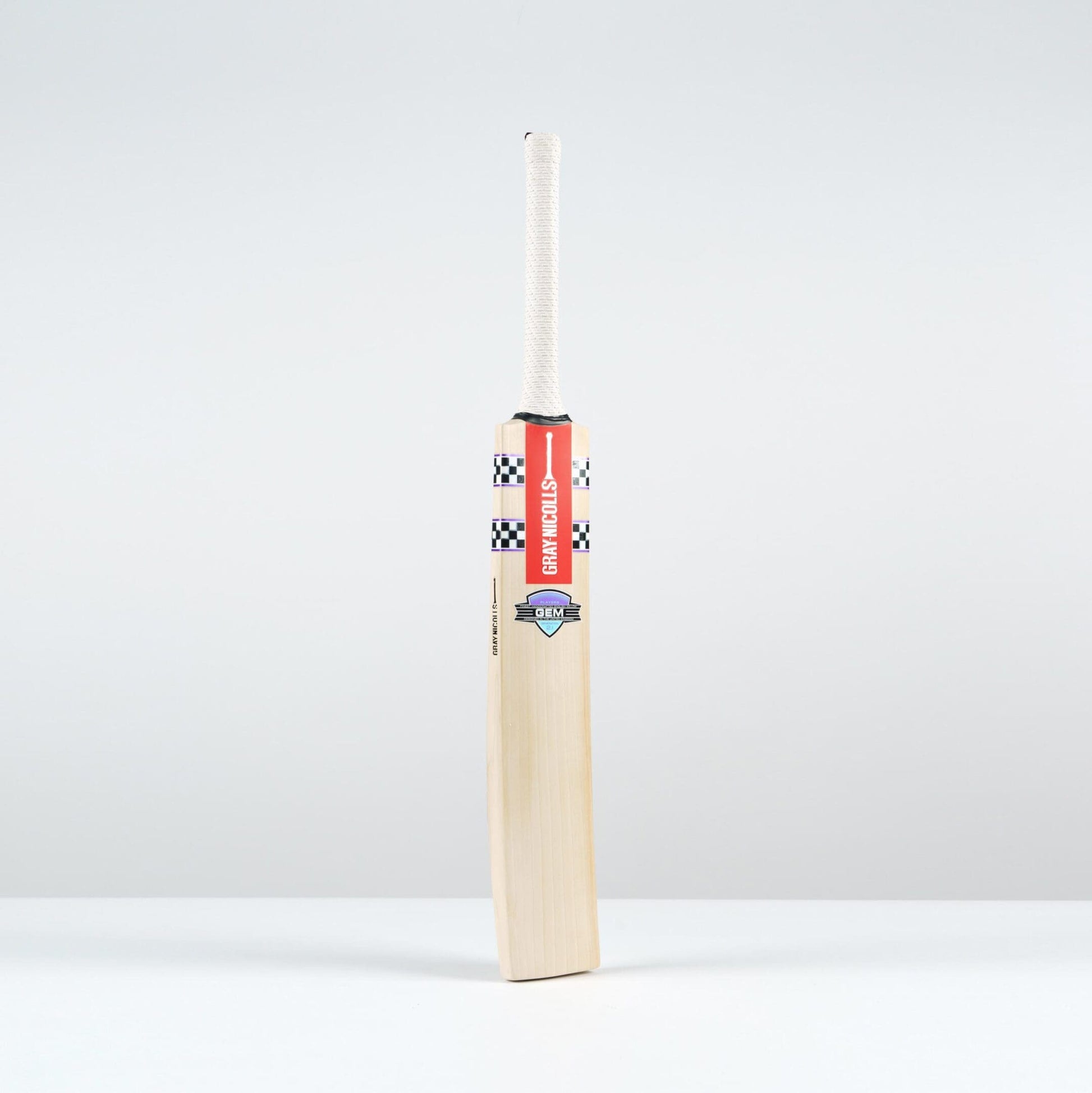 Gray-Nicolls Gem Gen 2.1 300 SuperLite Cricket Bat (Women's) image 3