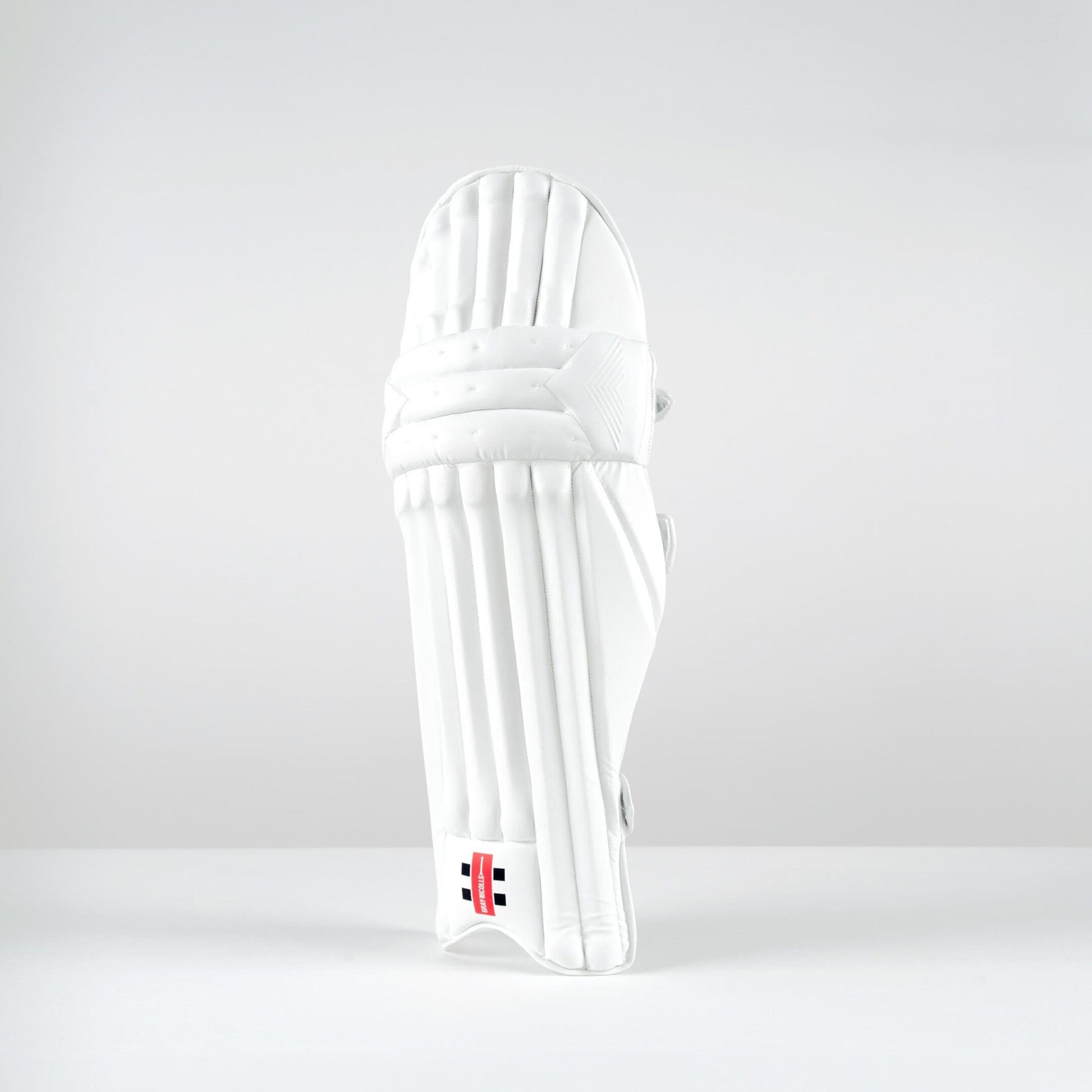 Gray-Nicolls Classic Prestige Pads-White image 1