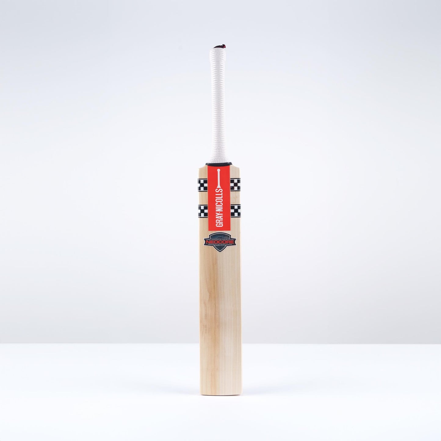 Gray-Nicolls Neocore 500 Cricket Bat image 0