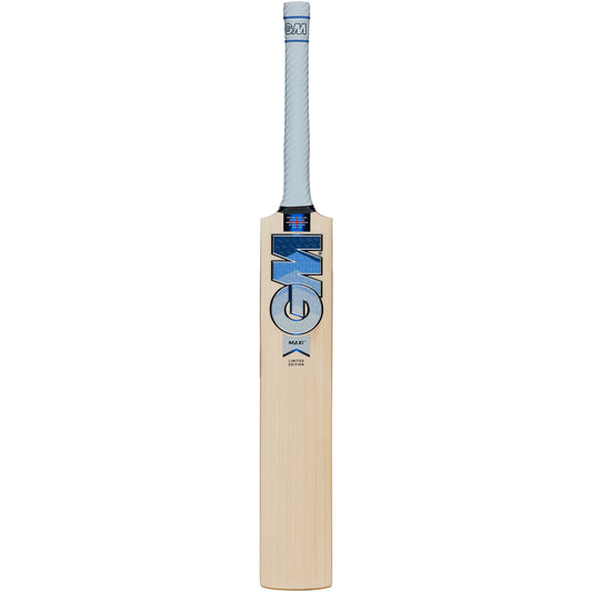 front view of Gunn & Moore Maxi LE Cricket Bat showing clean blade and GM logo