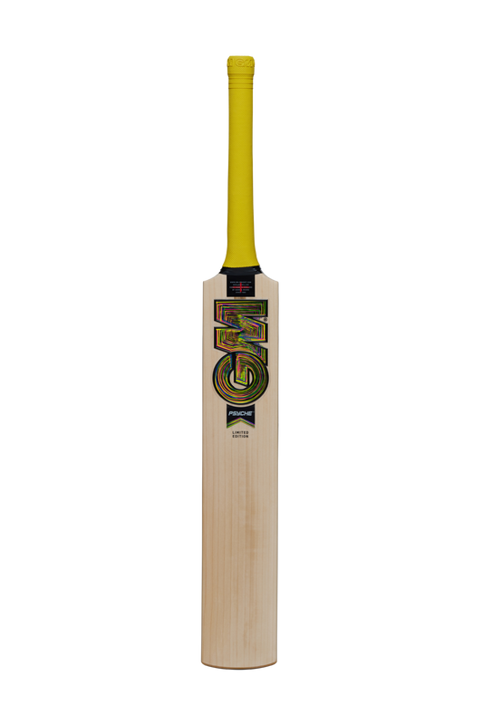 Front view of GM Psyche Original Grade 1 English Willow cricket bat