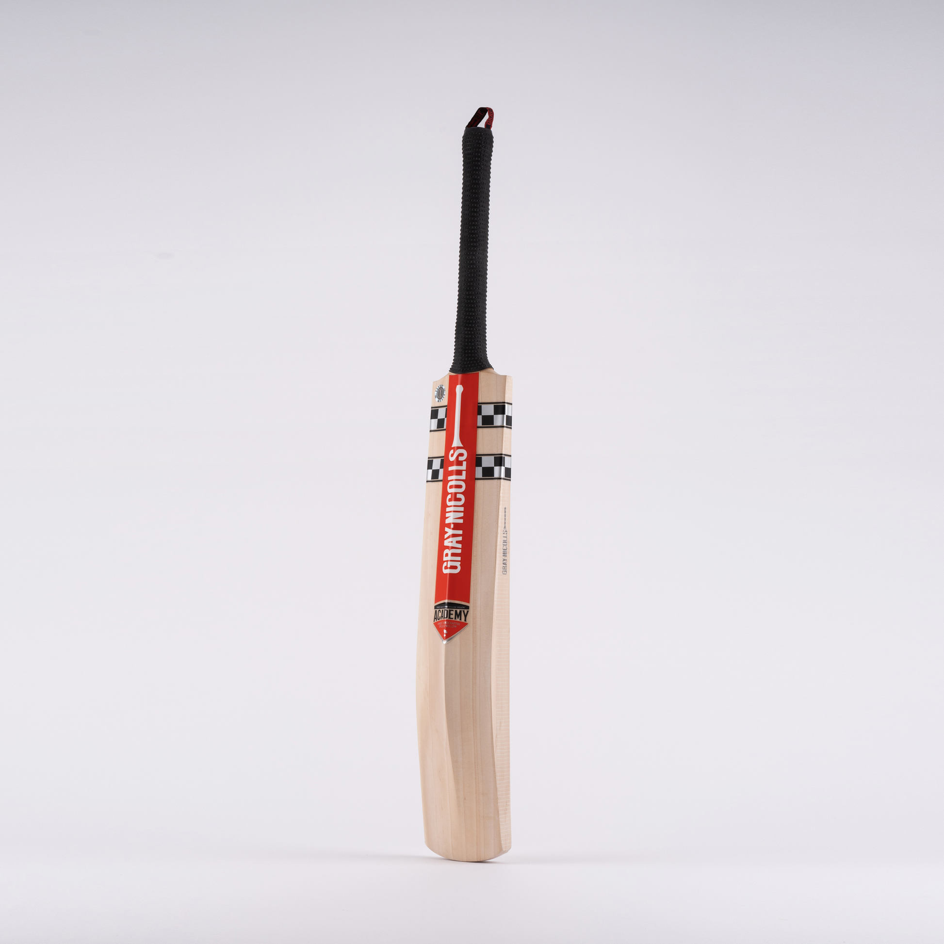 Full-length view of the Gray Nicolls GN Academy junior cricket bat highlighting its traditional profile and balanced shape.