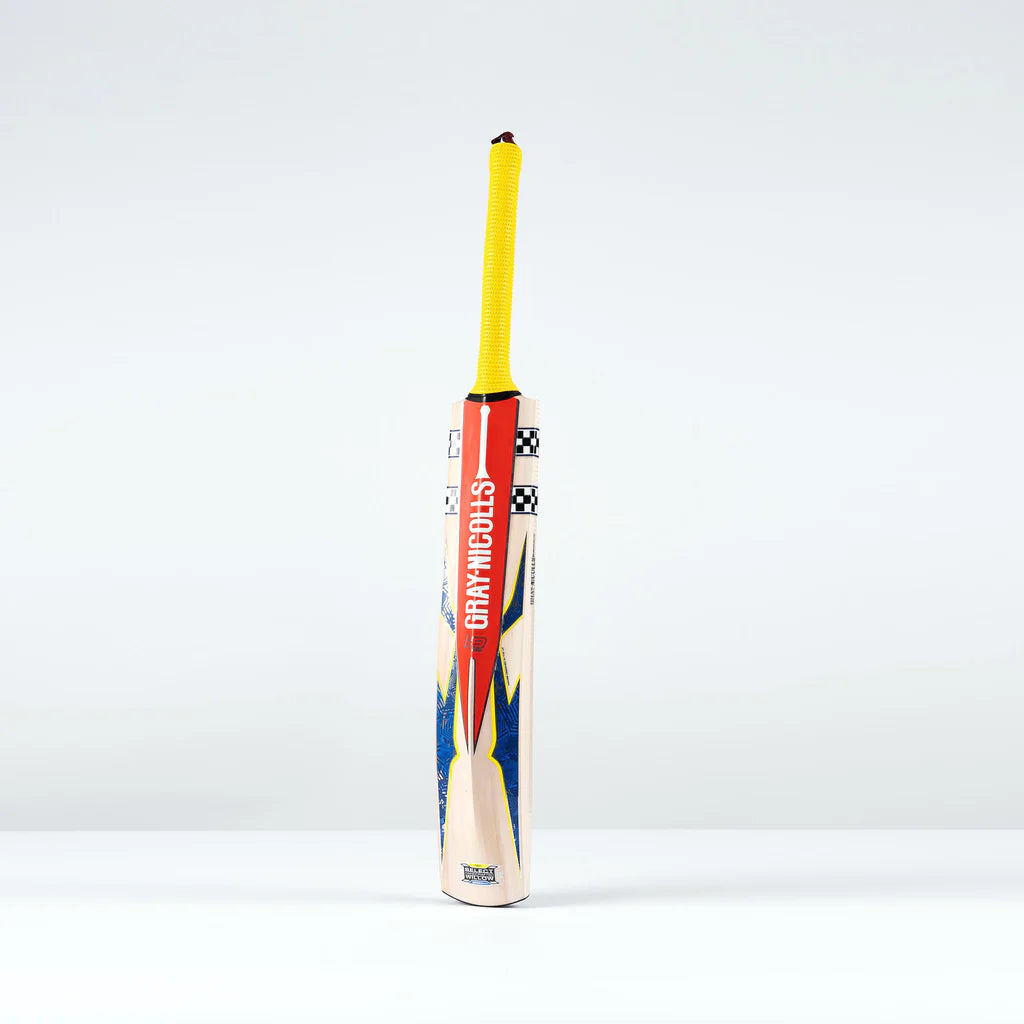 back view of Gray-Nicolls Havoc HB317 Junior Bat with bold red and blue sticker design