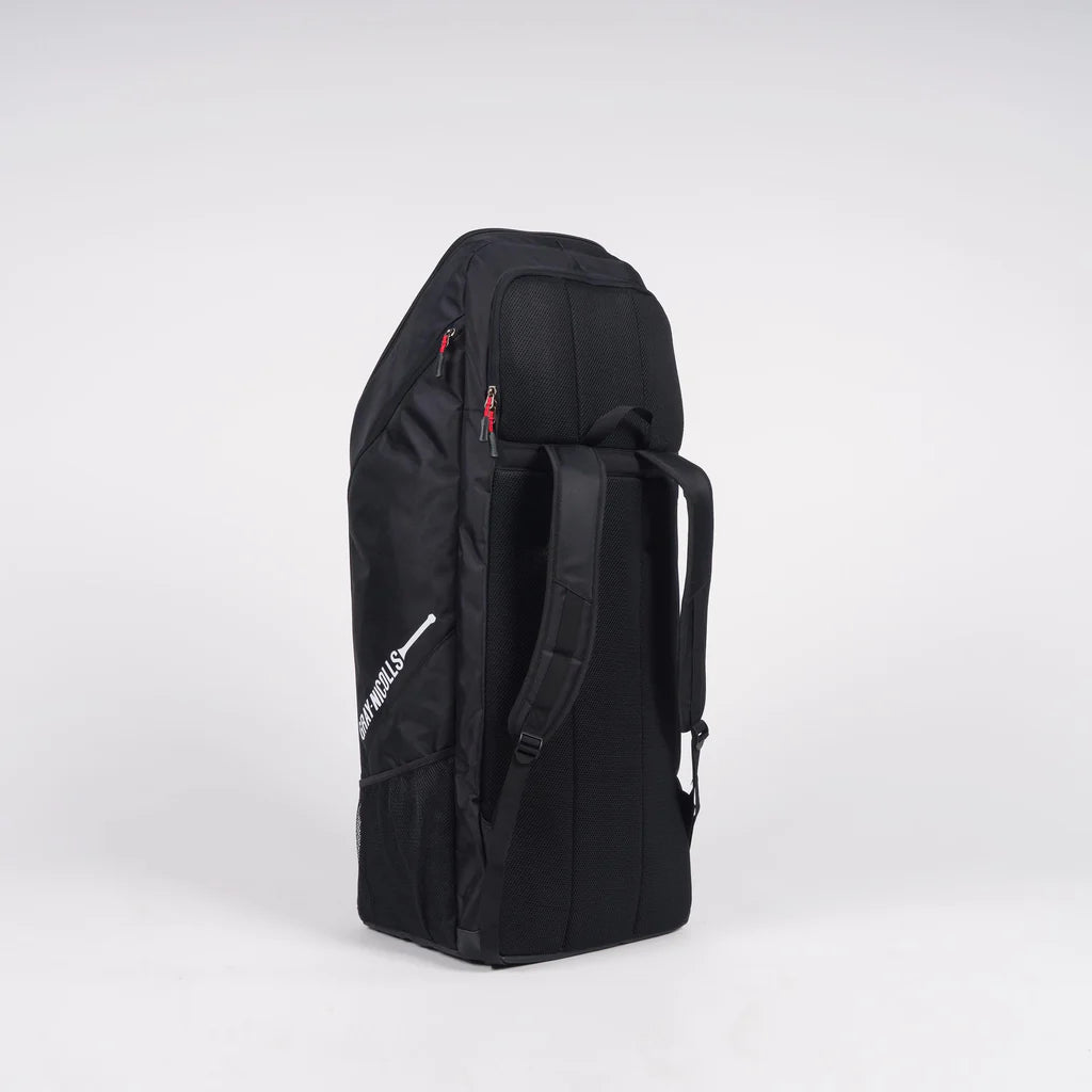 Gray Nicolls Team 600 black cricket duffle bag side profile