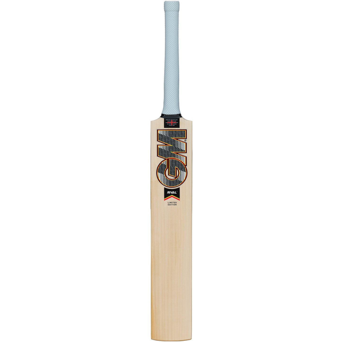 Gunn and Moore Rival Signature cricket bat front view