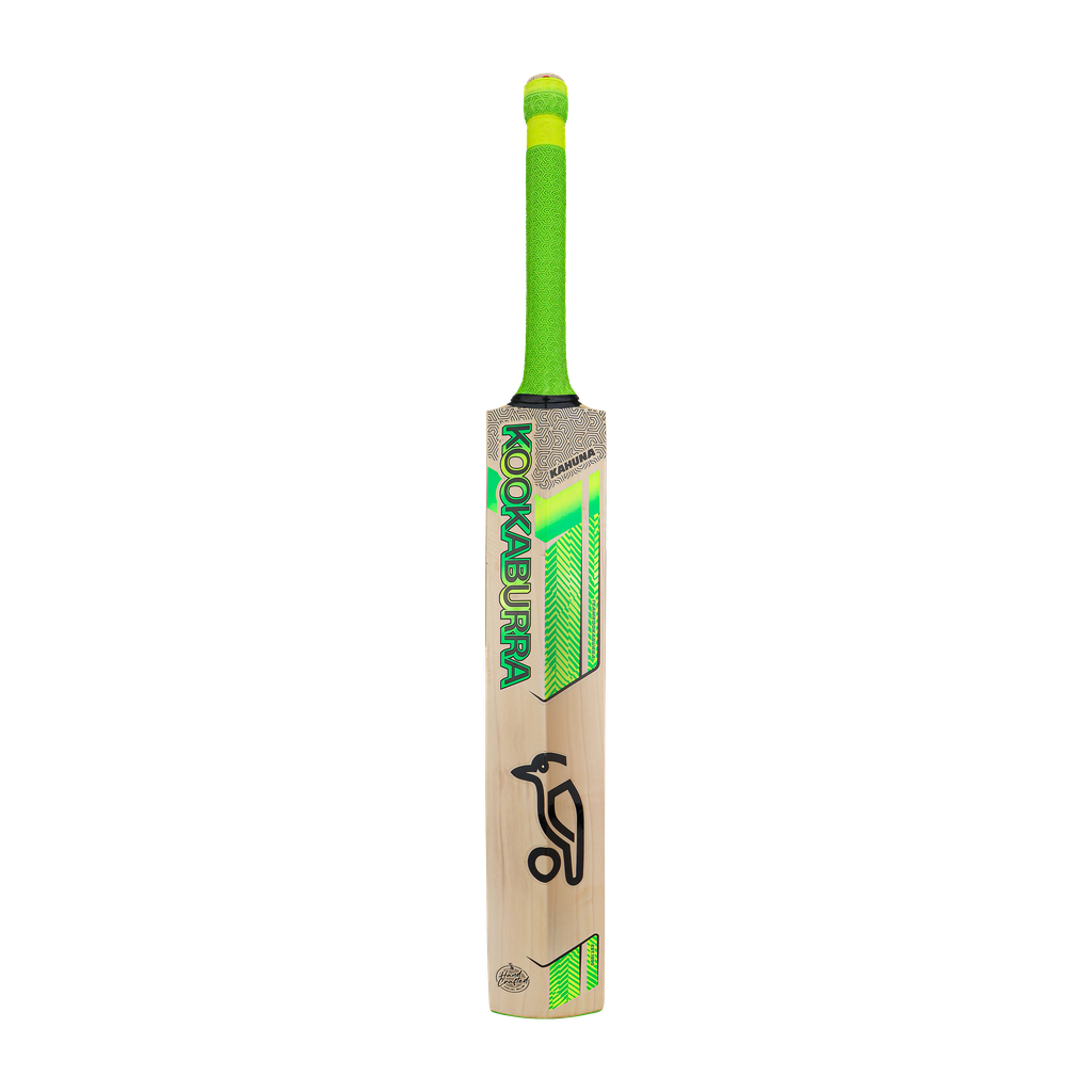 Back view with spine and Kookaburra branding on the Kahuna 5.1 bat