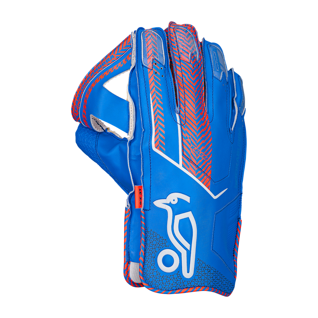 Back view of Kookaburra LC 3.0 wicket keeping gloves showing premium PU finger backs and support zones.