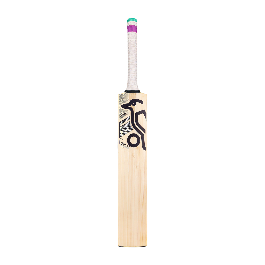 Front view of the junior bat with pink and green grip and unbleached blade