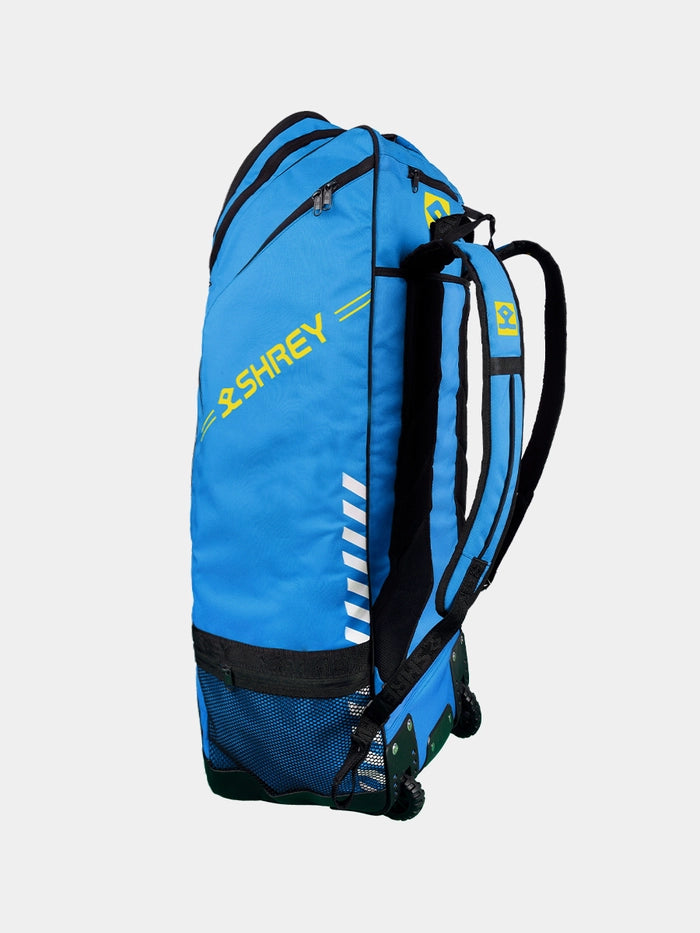 Shrey Legacy Duffle Wheelie 80 shown with side handle and strap details