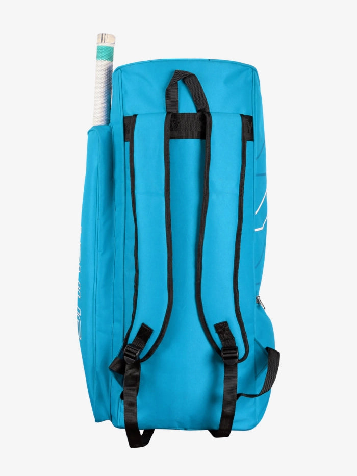 Rear view of Shrey Ryder Duffle showing bat compartment in blue