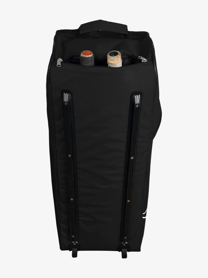 Close-up of the abrasion-resistant bottom panel and wheels