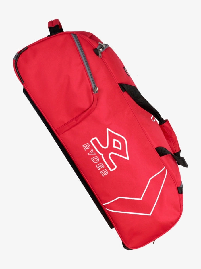 Side duffle view of the Shrey Ryder Wheelie showing full-length zipper
