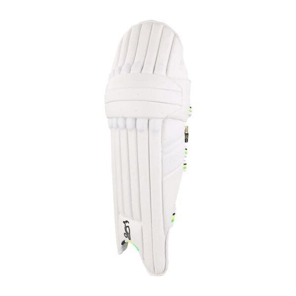 Side profile highlighting the HDF side wing and reinforced cane rods of the Kahuna Pro pads.