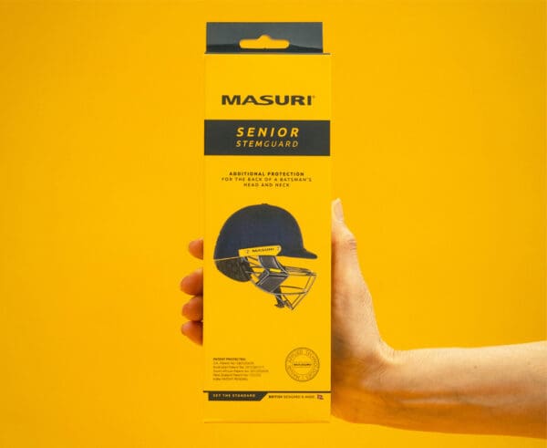 Masuri Stem Guard Elite in black – clip-on neck protection for Masuri helmets, built for safety and comfort.